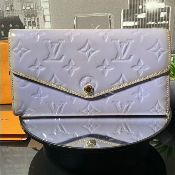 Authentic Louis Vuitton Monogram Vernis Portefeiulle Sarah Wallet - Picture 3 of 14